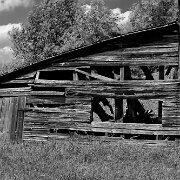 IMG_2011_05_30 - 0308-bw-2 Old Barn