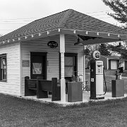 2019-04-30_79536_WTA_5DM4 Old Gas Station