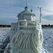2022-12-28_121822_WTA_Mavic_3-2 Lighthouses - Ice South Haven, Michigan
