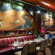 2012-03-11_13-25_17573_WTA_5DM2 Bar in Detroit, Largely Unchanged since it opened in 1935
