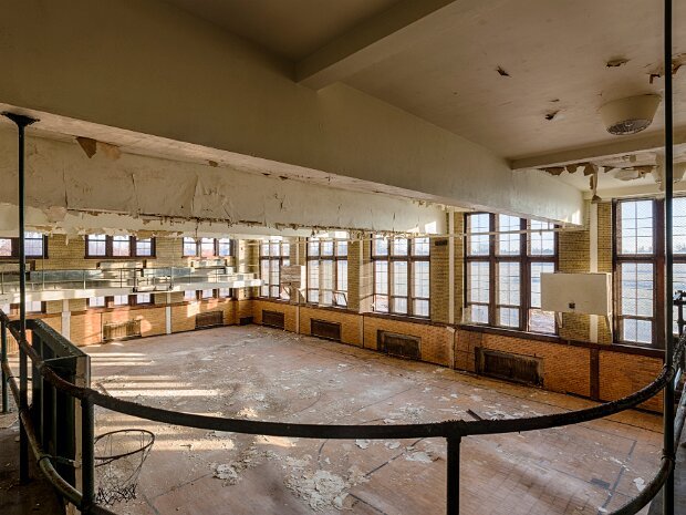 Crockett School